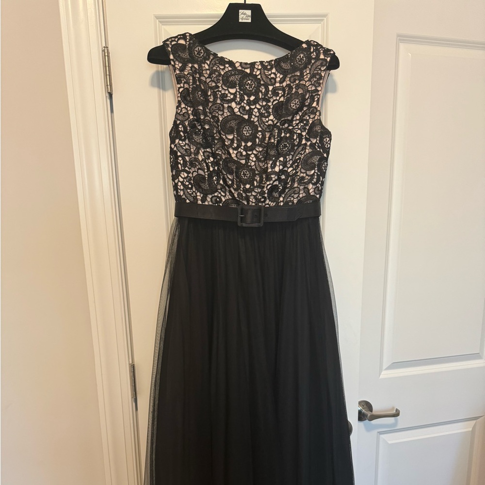 Black gown worn once, removable belt